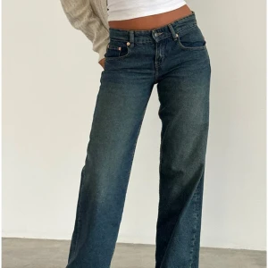 Motel rocks jeans - Säljer dessa snygga jeans från motel rocks då de är för små för mig, använda endast en gång! 💞