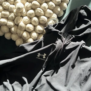 Under Armour - Nypris 1300kr. Köpt på JD