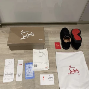 Christian Louboutin - Helt nya Loubs. Skriv om du har frågor eller vill ha flera bilder 