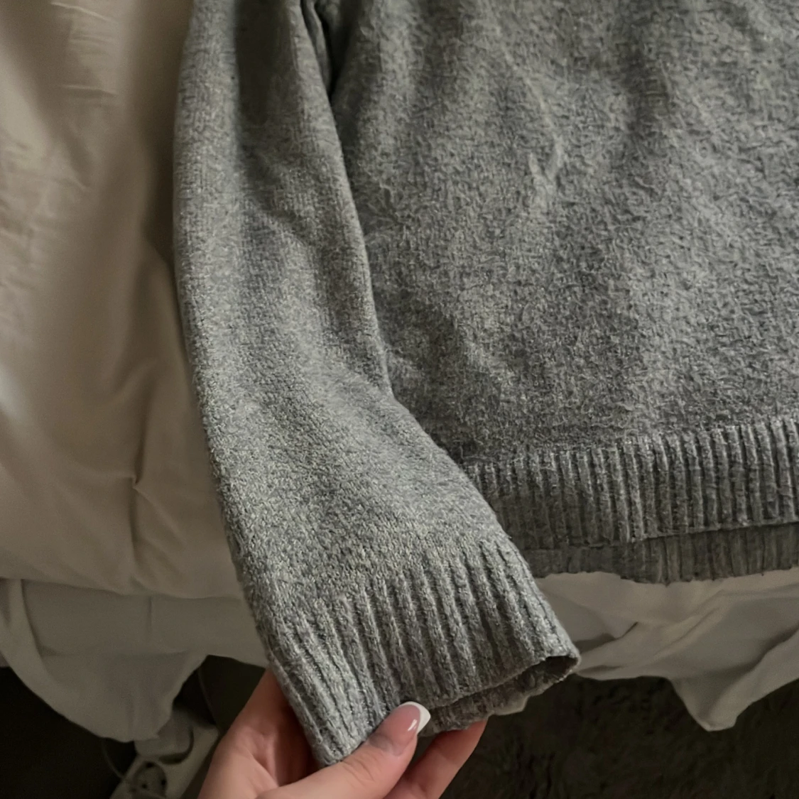 Grå stickad tröja från Vero Moda - 2