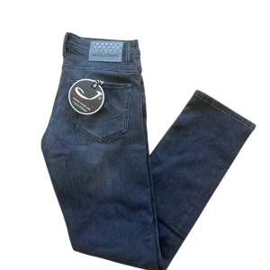 Jacob Cohën Jeans HELT NYA - | Riktigt feta Jacob Cohën Jeans | Modell Bard | Storlek 31/34 | Pris i butik: 5000kr+ | Allt og ingår🤯| Hör av er vid funderingar! |