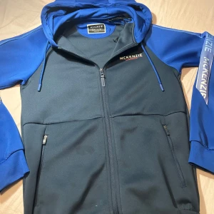  McKenzie dress  - Säljer en McKenzie dress. Använd bara 5-6 gånger. Äkta 💯