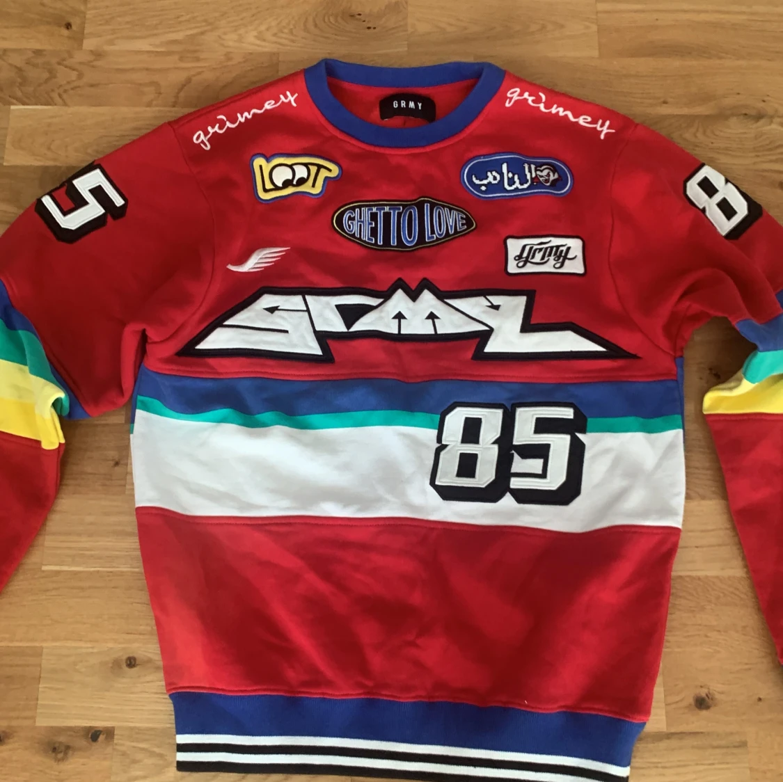 Färgglad sweatshirt från GRMY med tryck - 1