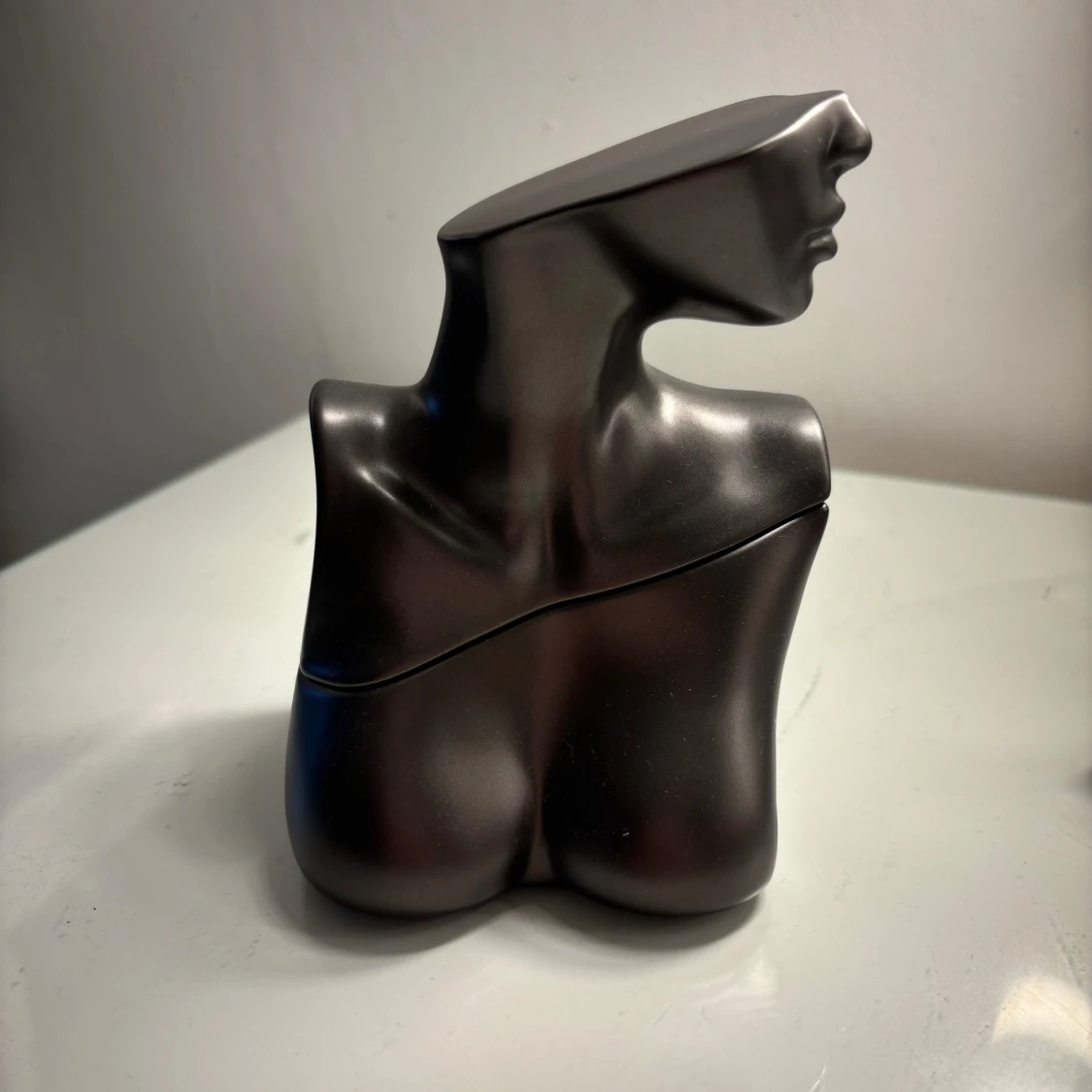 Billie Eilish perfume