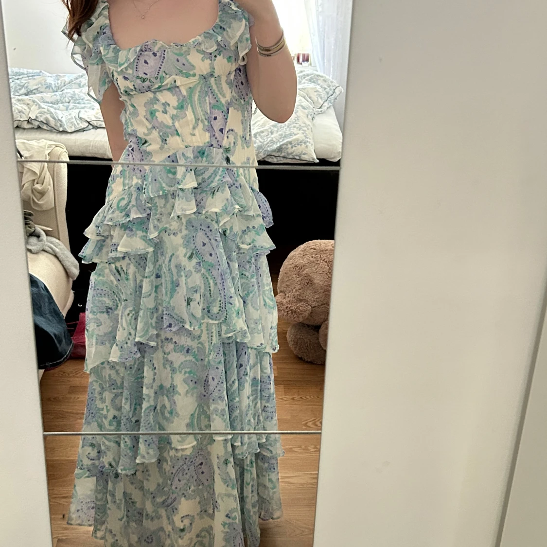 Blommig långklänning