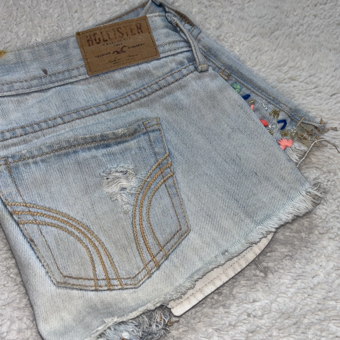 Lågmidjade Hollister shorts - 3