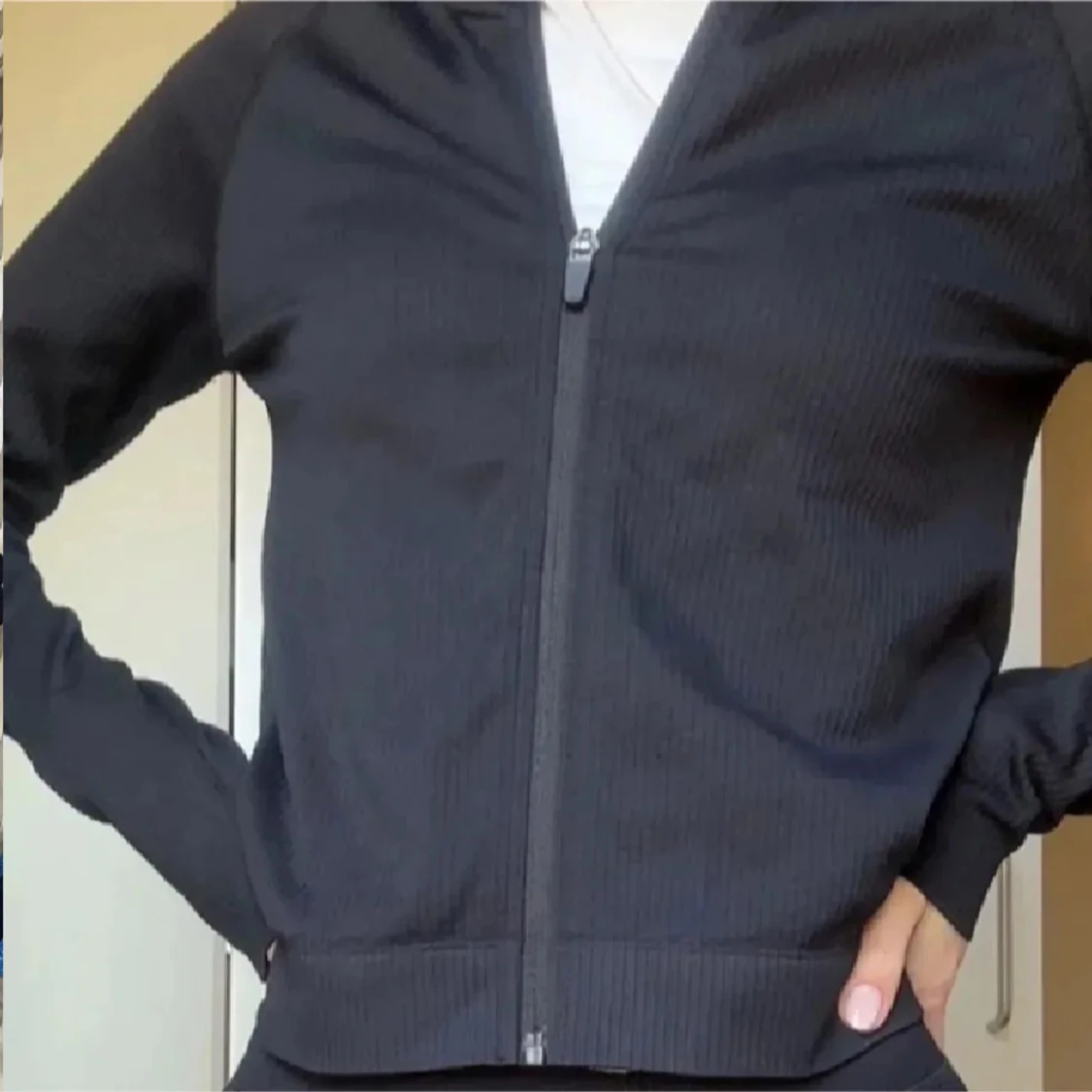 Svart träningsjacka 'Zip Jacket Rib' - 2