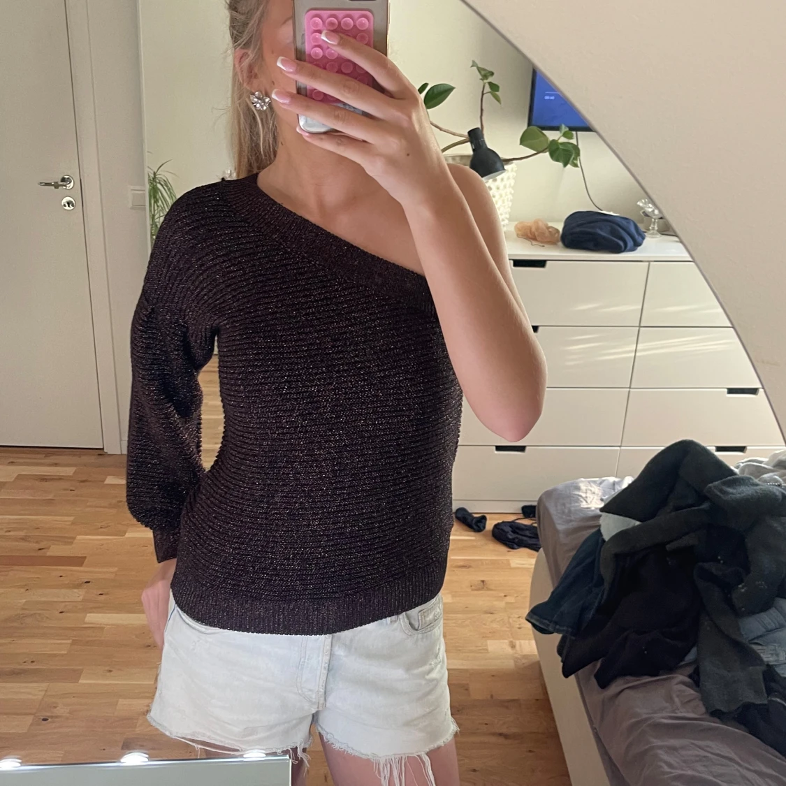 Mango glitter one shoulder topp - 1