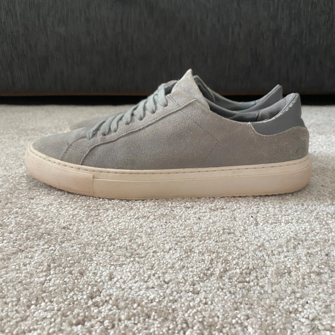 Axel Arigato Clean 90 Grå Suede Sneakers - 2