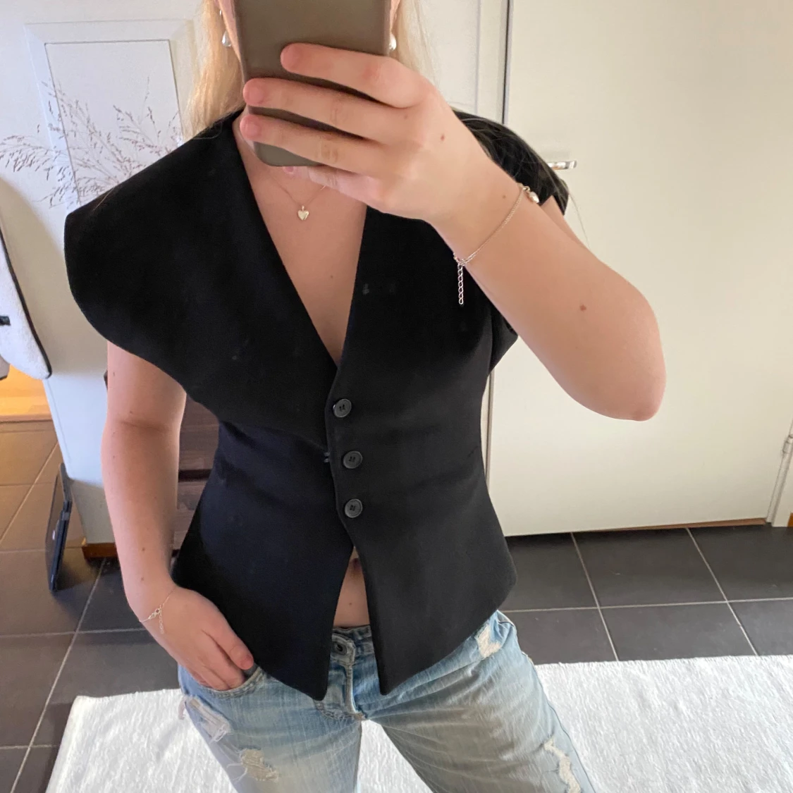 Svart topp/väst - 1