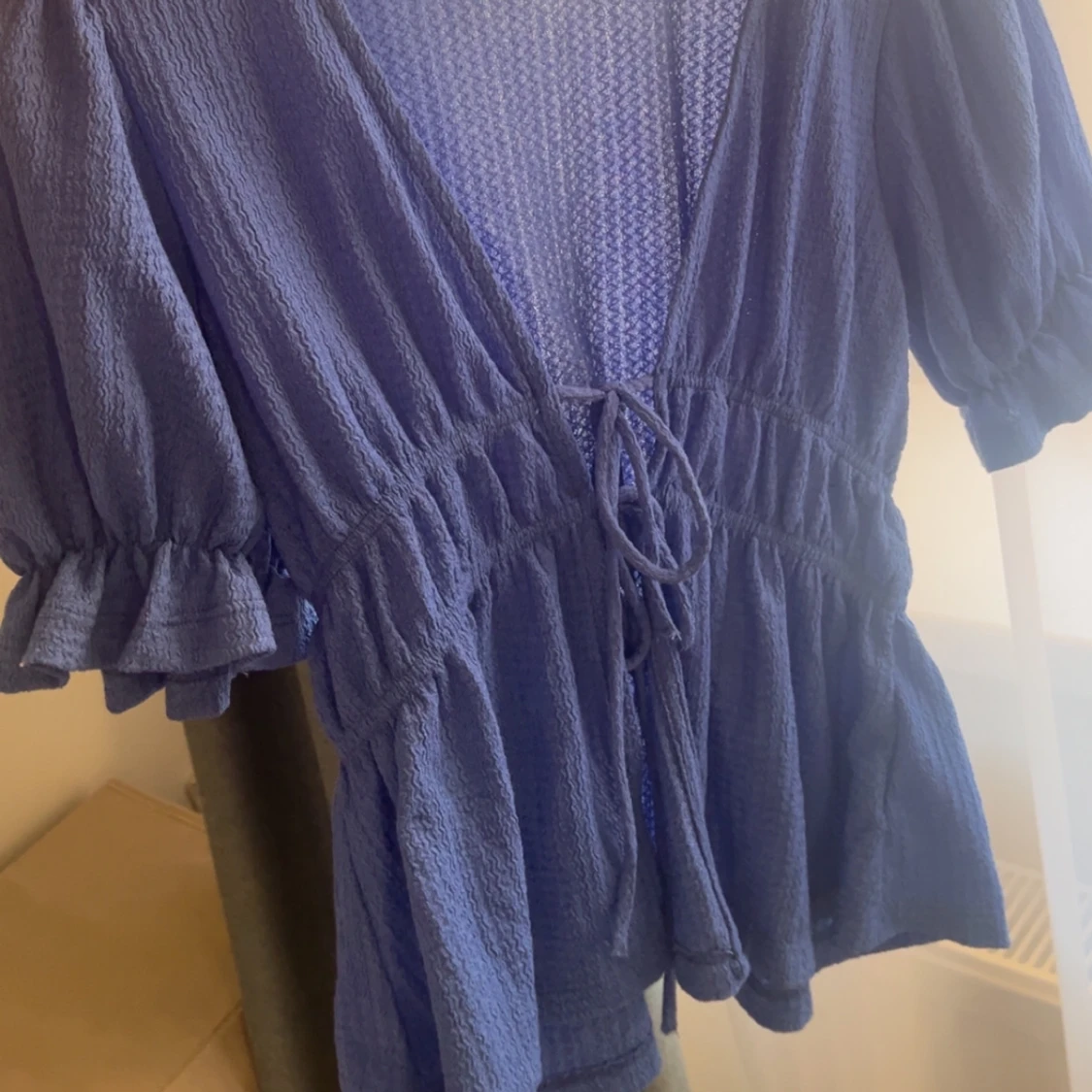 Blusar, toppar och thigts  - 1