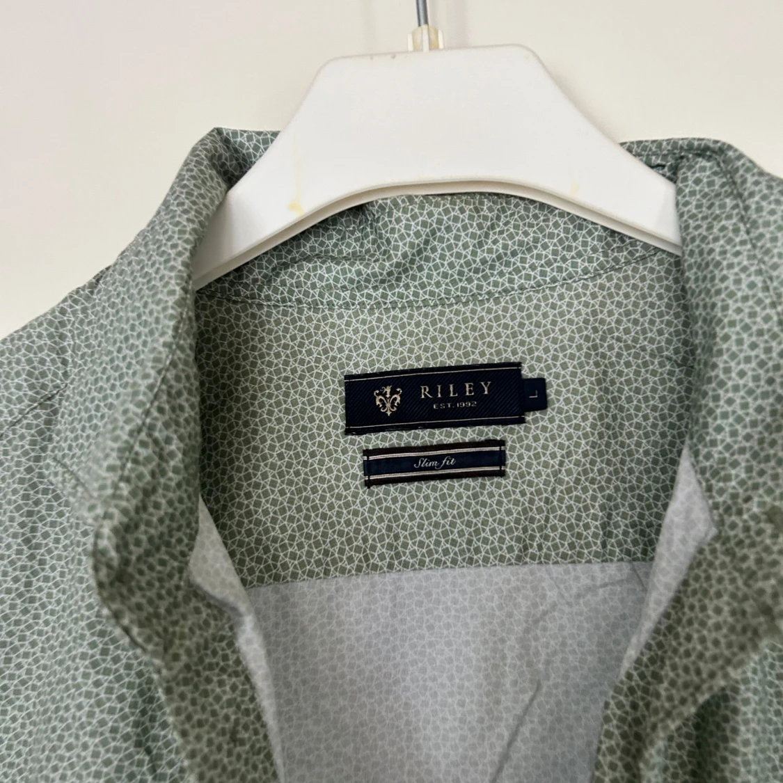 Grön mönstrad skjorta från Riley - 2