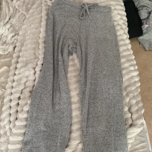 Mjukis byxor - Gråa mjukis byxor 