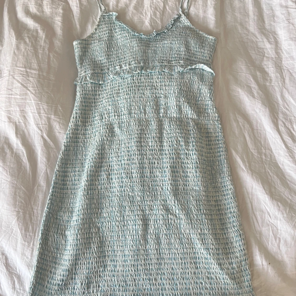 söt ljusblå klänning