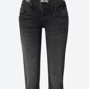 Ltb valerie jeans - Intressekoll!! Slutsålda, strl 27/32❣️ de har inga defekter, lägg prisförslag 💖