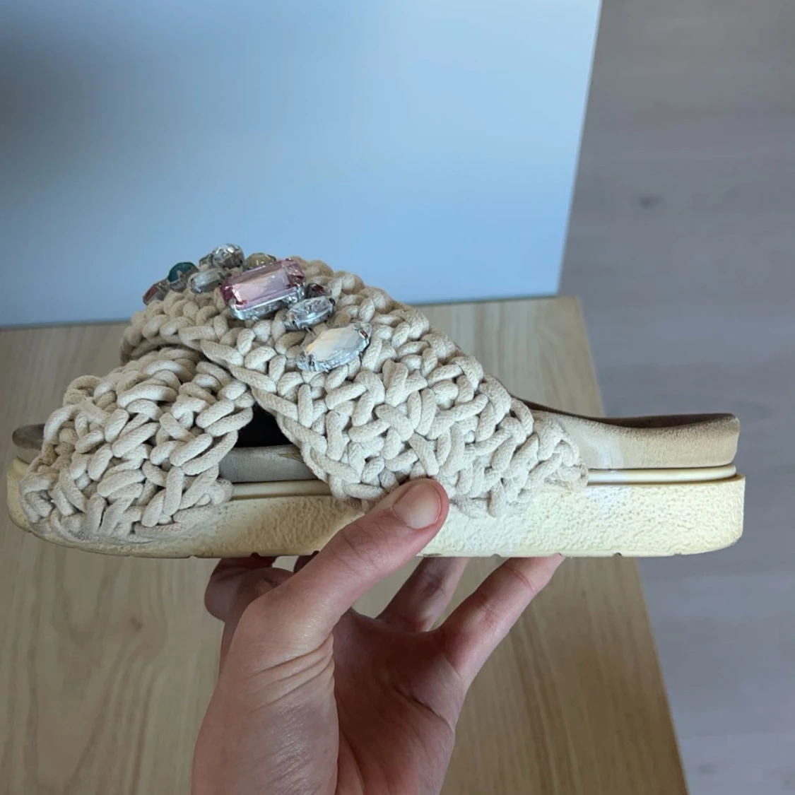 Inuikii tofflor med stenar - 3