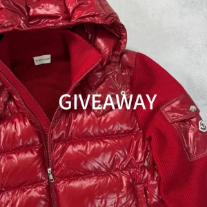 Moncler g!veawy - Ha chansen av att vinna 1, Röd moncler cardigan med värde av 7000 på plick och en Moncler piké med värde av 1200-1800 på plick! 1. Gilla alla annonser på profilen! 2. Följ os på plick. Vinnaren drars vid 75 följare!😁