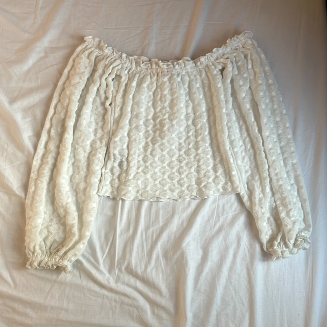 Vit offshoulder spetsblus från Nelly - 1