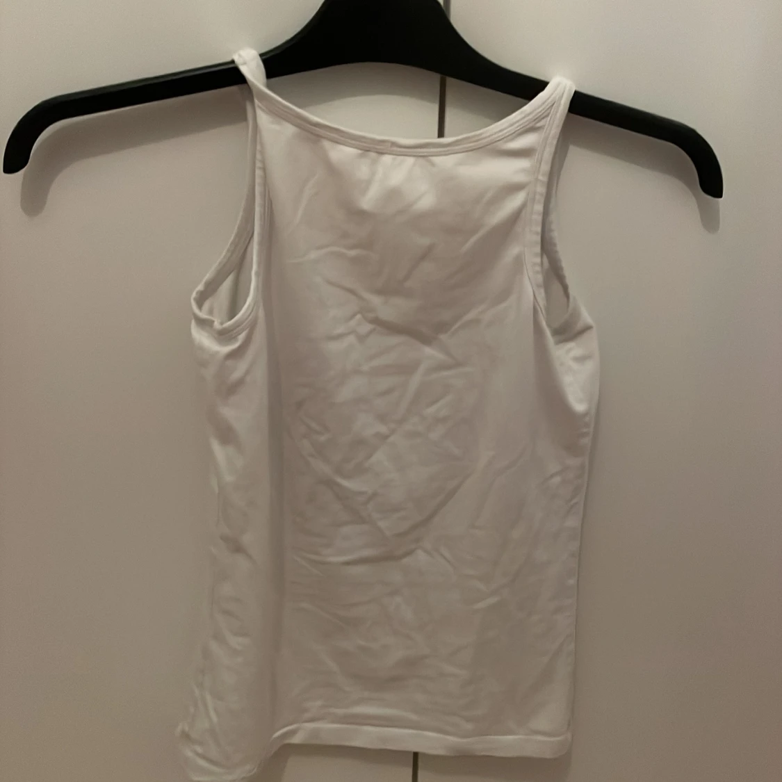 Vit enkel linnetopp i bomull M - 1