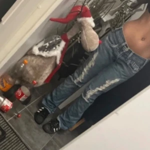 True religion jeans - Skriv om måtten och om du har frågor 🫶dom är i väldigt bra skick 