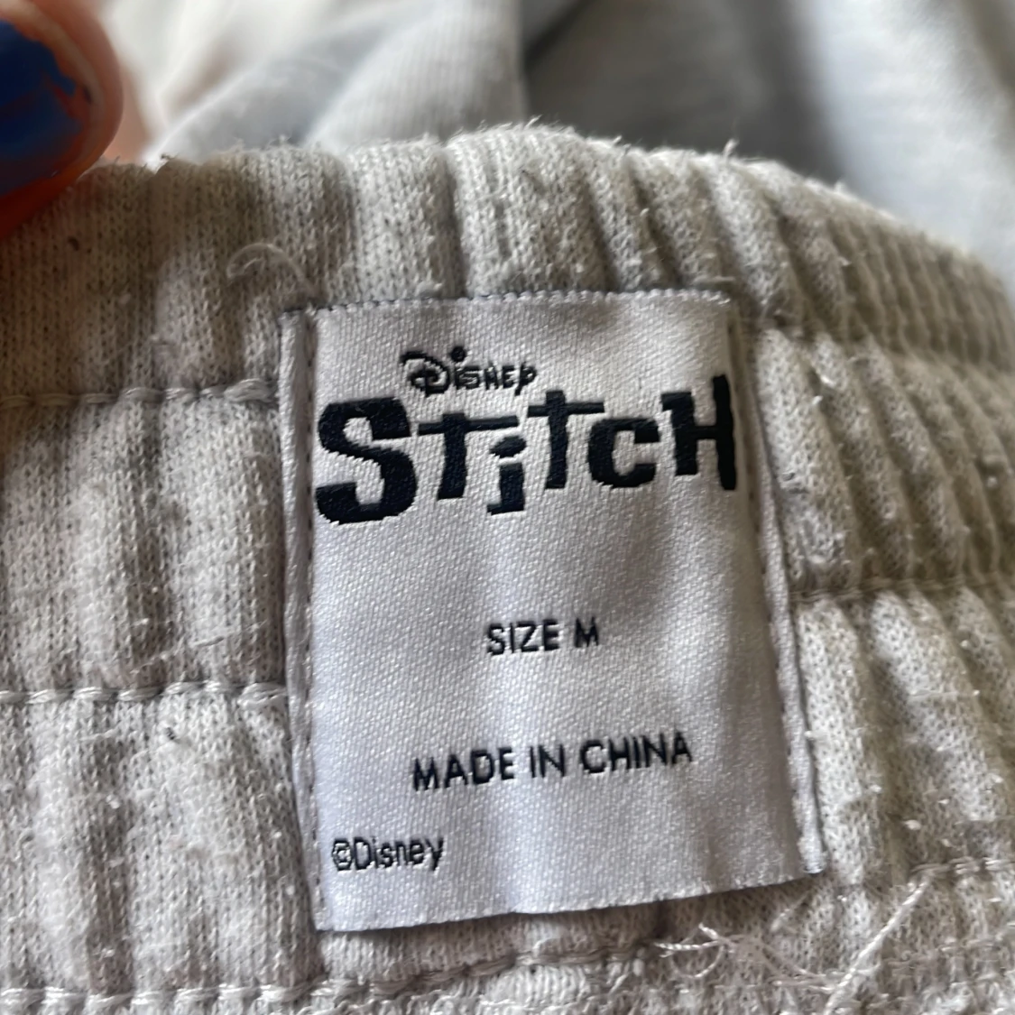 Grå Stitch mjukisbyxor från Disney - 2
