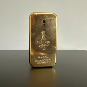 One million rabanne samples - Säljer splittar på One million rabanne i storlekarna 2/5ml. Priserna är följande: 49kr | 89kr | Bara att skriva vid intresse