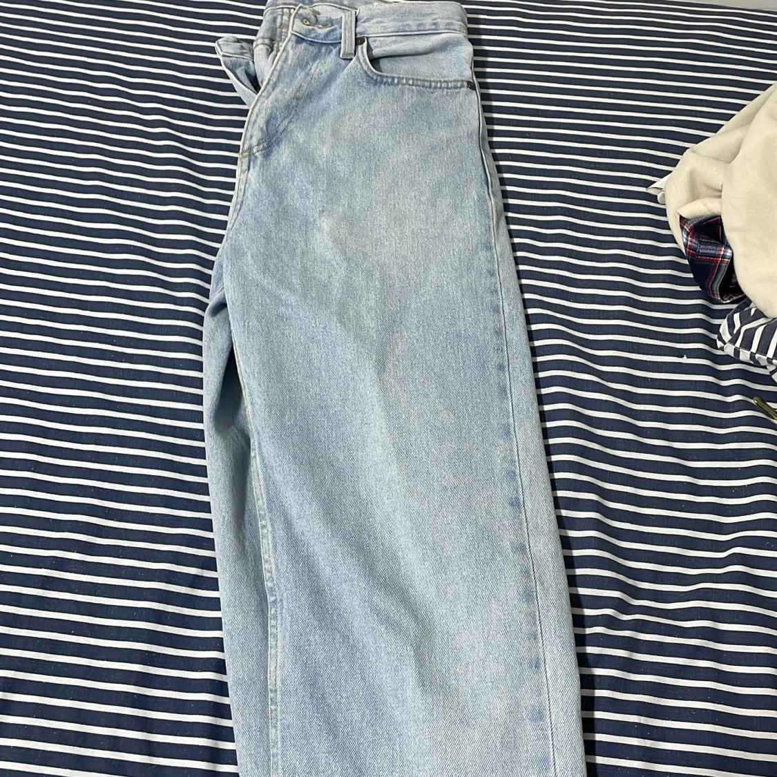 Ljusblå jeans från newyorker - 4