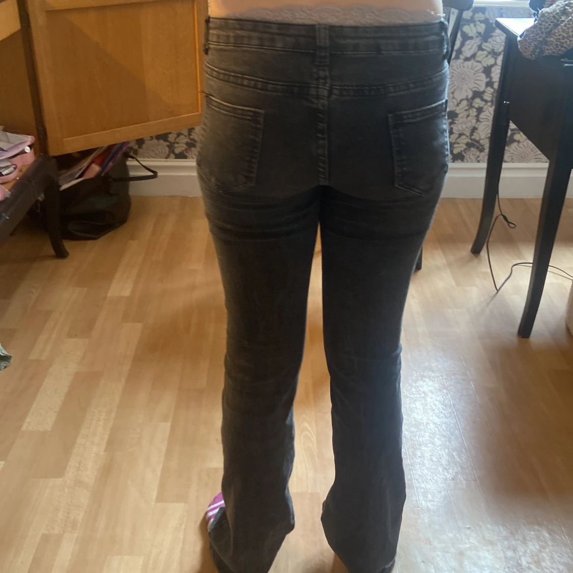 Bootcut lågmidjade jeans - 1