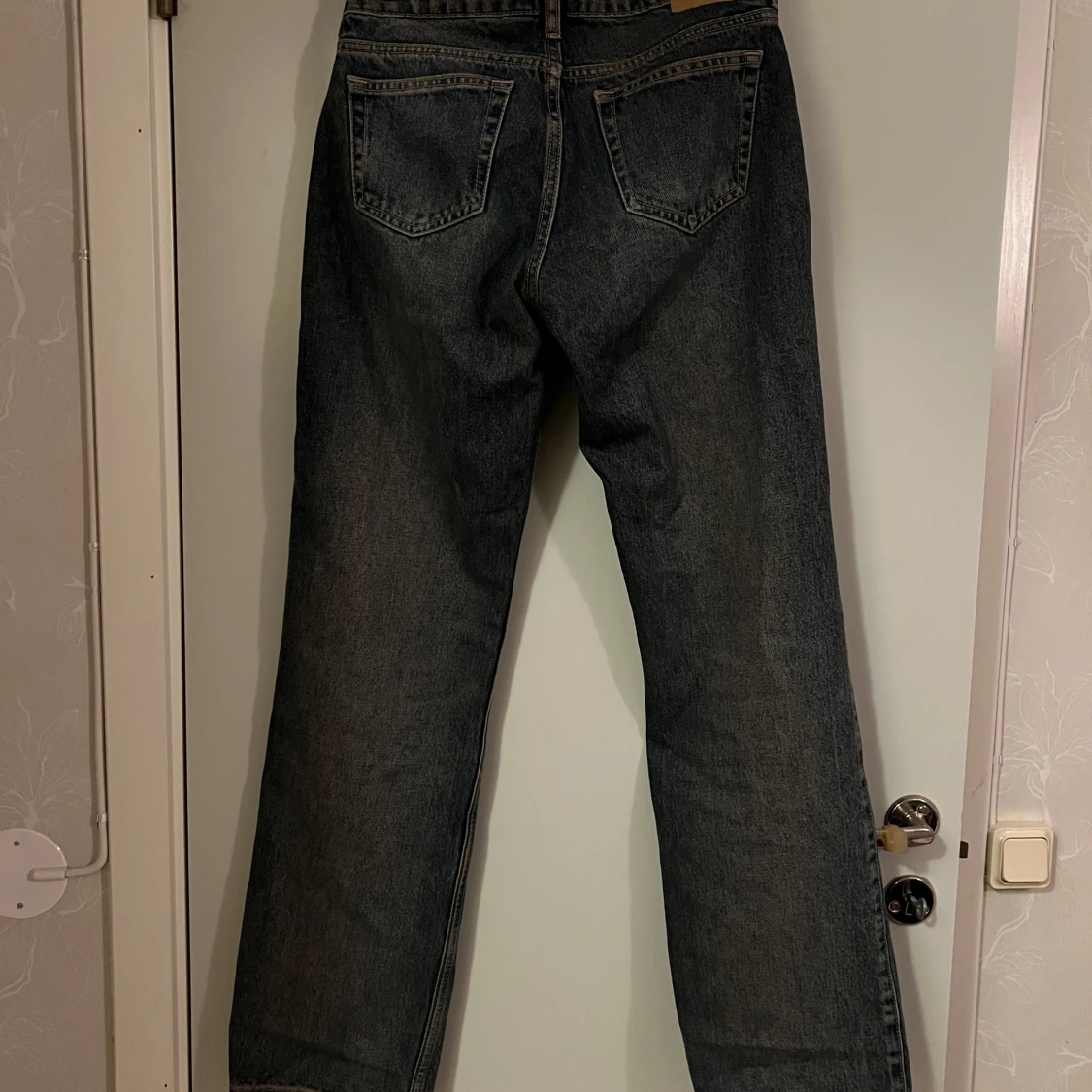 Weekday ”Arrow” raka jeans strl. 26/32 - 2