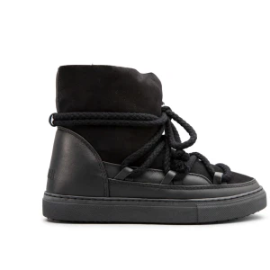 Svarta inukki skor - Lägger upp dessa igen, super fint skick perfekta nu till vintern💕💕Pris kan diskuteras 