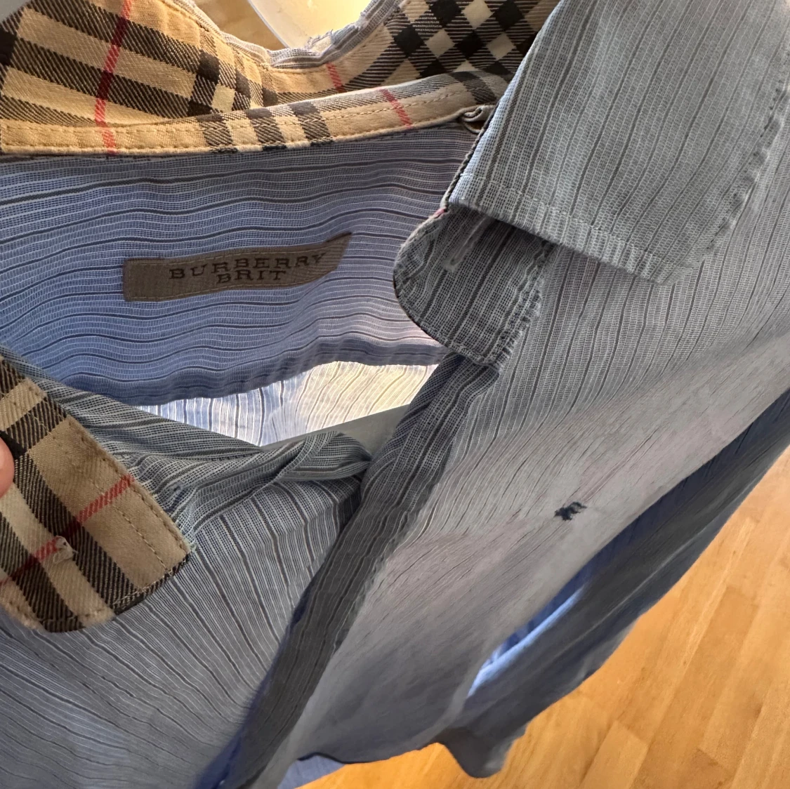 Blårandig Burberry skjorta - 1