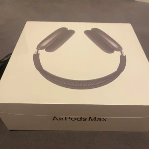 Air^pods^^Max - Helt nya, oöppnade skriv vid fler frågor!