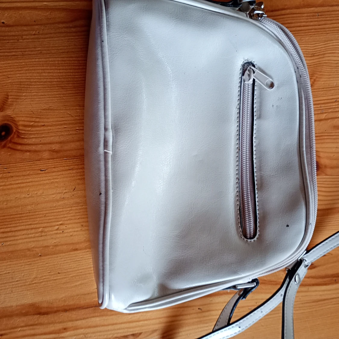 Vit axelväska från Puccini - 1