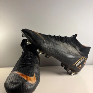 Nike Mercurial Vapor 12 Elite  - Storlek 46 bra skick litet hål vid tårna pris 350