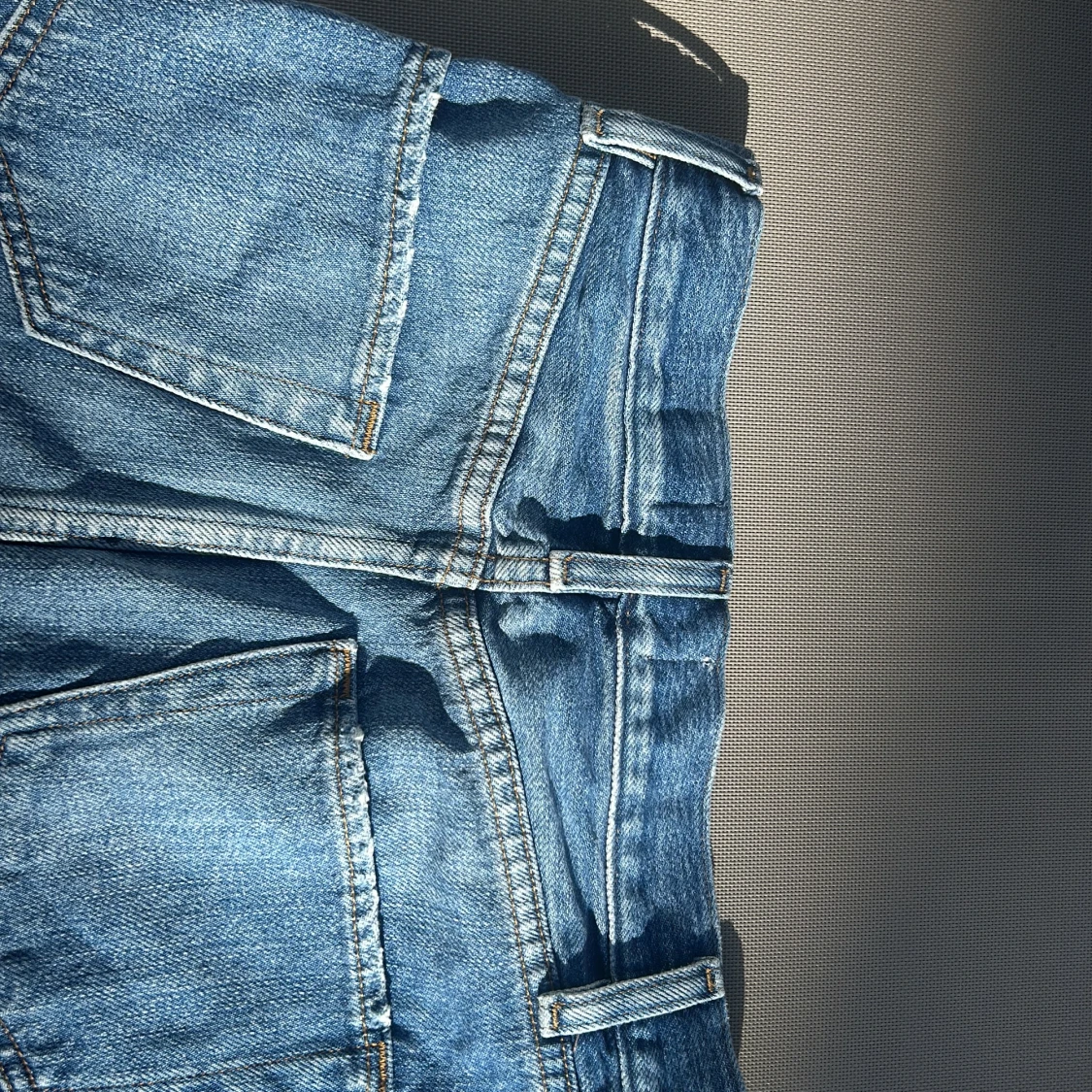 Blå jeanskjol från FRAME, strl 23 - 4