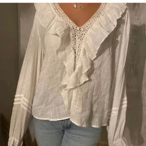 Vit zara blus - Jätte fin somrig blus💕använt en gång 