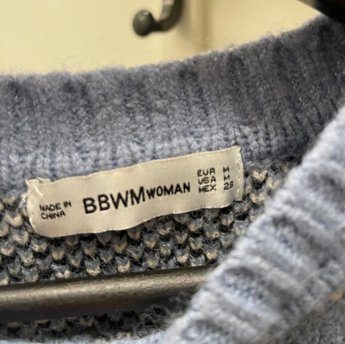 Blå stickad tröja med fårmönster från BBWM Woman - 2