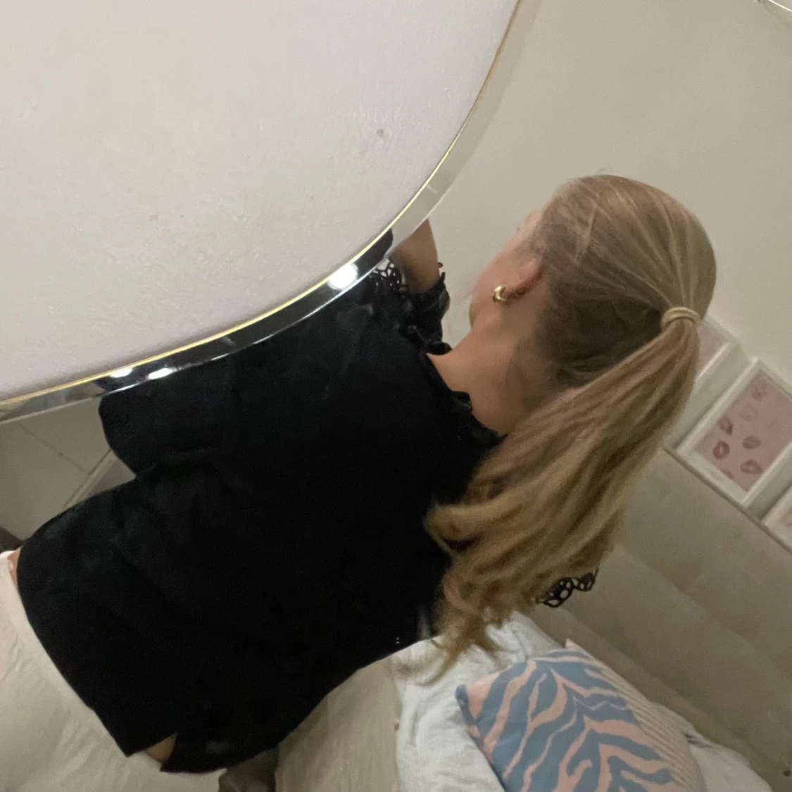 vacker svart skjorta - 1