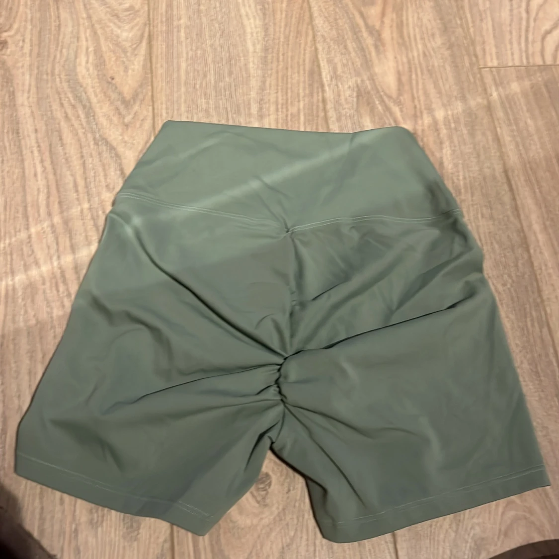 Gröna träningsshorts - 1