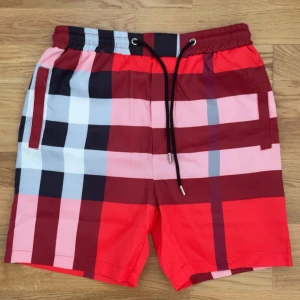 B short  - Privat för intresse 