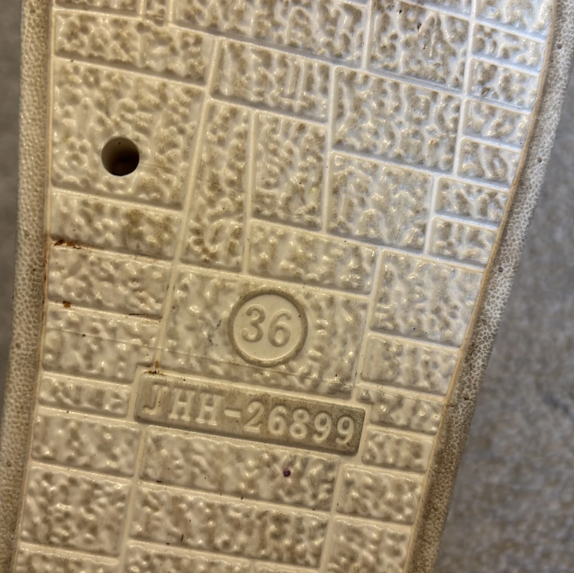 Glittriga sandaler - 3