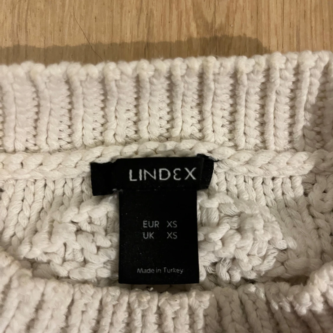Vit stickad tröja från Lindex XS - 1