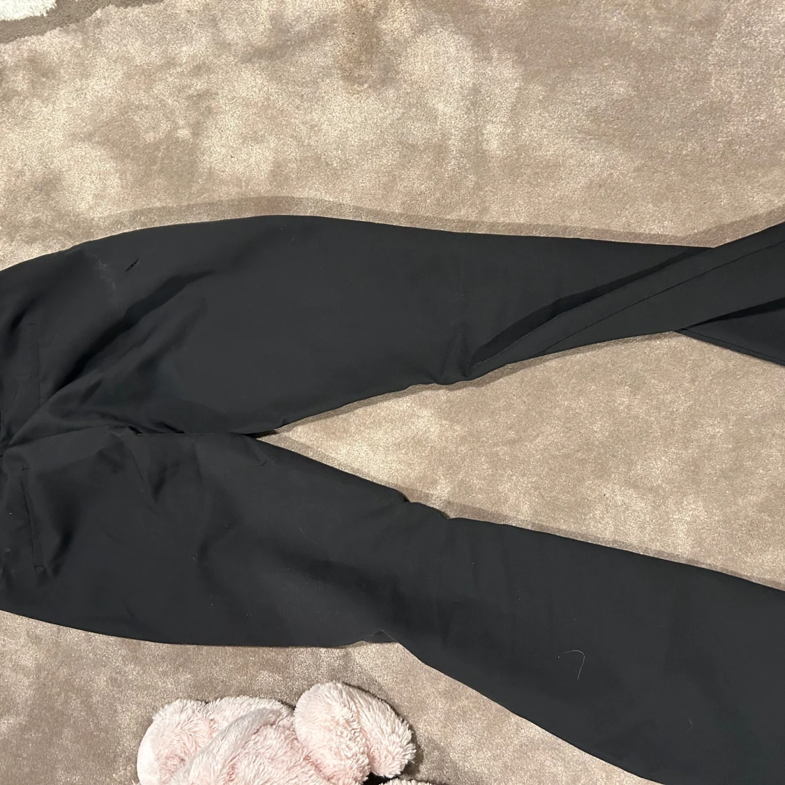 Svarta kostymbyxor från BikBok - 1