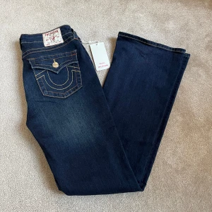 True religion jeans  - Helt nya, storlek 30, jeansen är i modellen Becca, priset går att diskuteras, nypris 1299kr