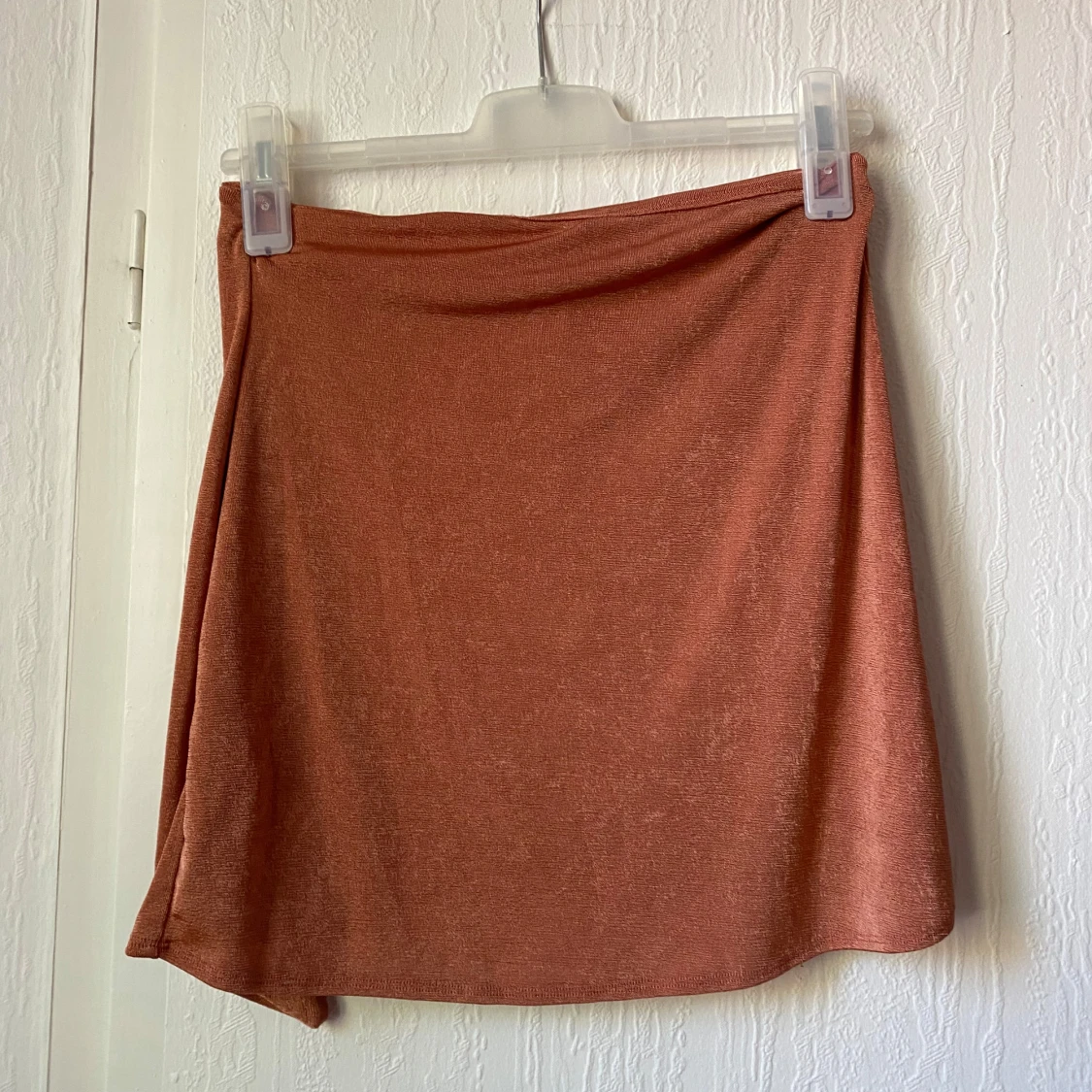 Rostfärgad omlottkjol - 1