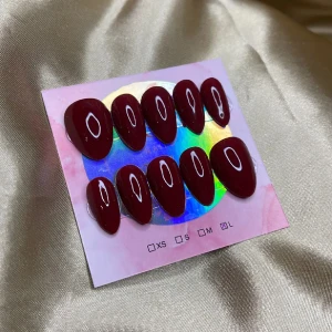 Winered (L);Short Almond;Curved - L: 17 mm, 12,5 mm, 13 mm, 12 mm, 10 mm 