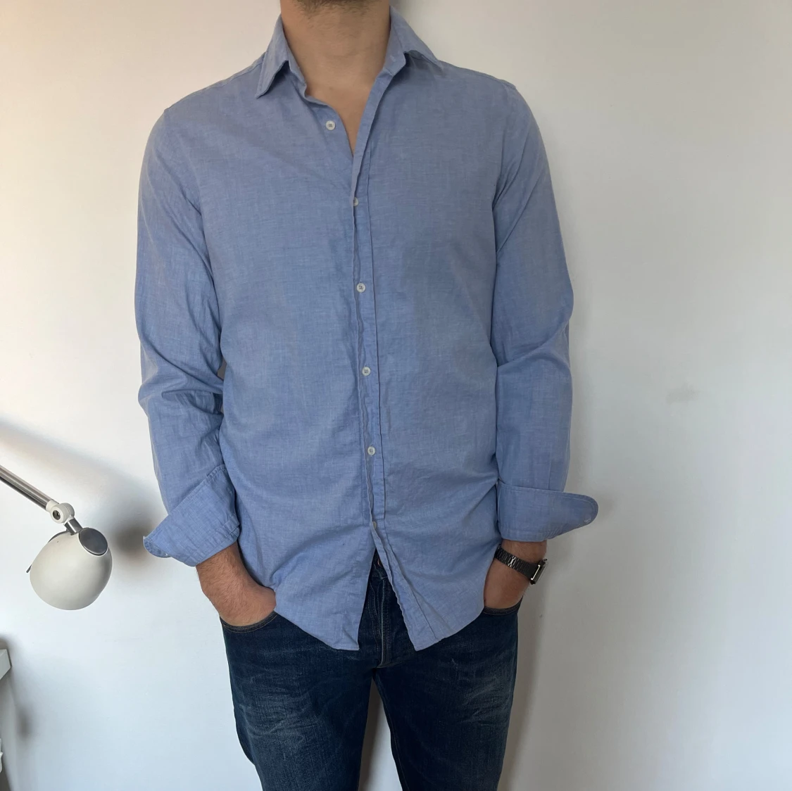 Ljusblå skjorta från Massimo dutti 