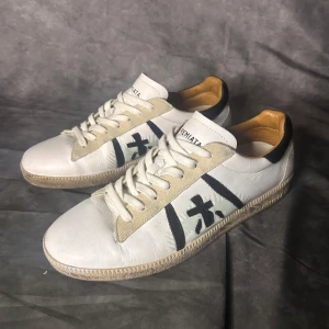 Premiata skor - Mycket fint skick | Size 40  | Följare får 100 kr rabbat | fraktar spårbart inom 24 timmar med PostNord eller instabox | inget og medföljer 