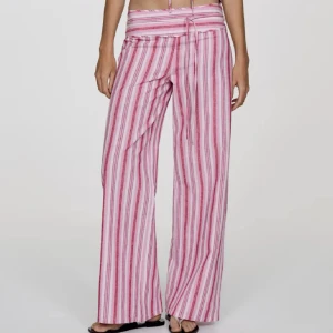 Söker!!! - Söker dessa byxor! Hör av er om ni har och kan tänka er sälja