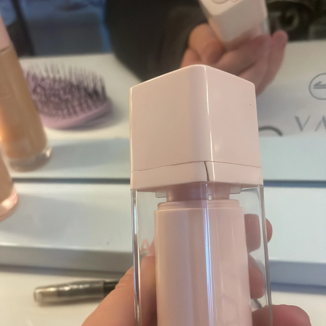 Caia glow primer  - 1